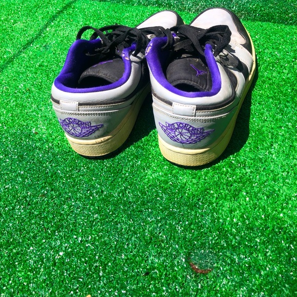 Vintage Jordan 1s, Royal Purple Lows - Picture 3 of 3
